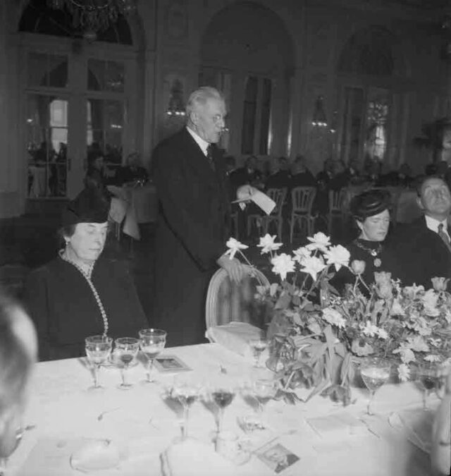 70. Geburtstag von alt Bundesrat Edmund Schulthess, Bankett im Hotel Bellevue, Bern: Festredner