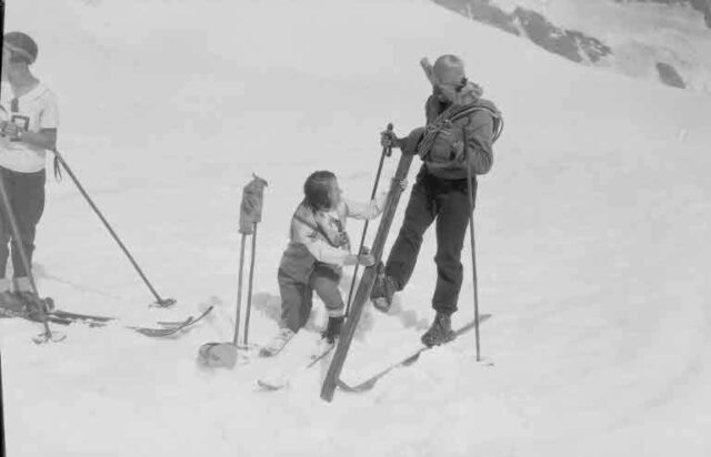 Reise einer Reisegruppe zum Jungfraujoch: Skirennen, Skispringen