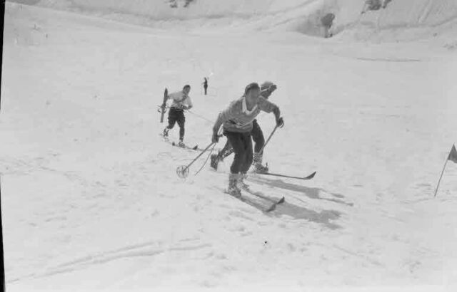 Reise einer Reisegruppe zum Jungfraujoch: Skirennen, Skispringen