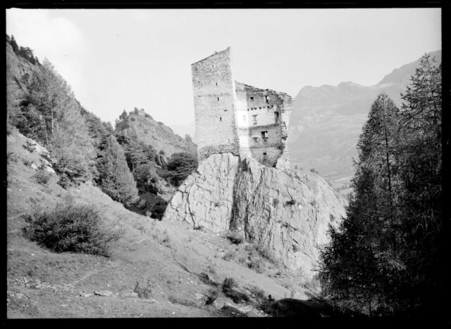 Burg Lichtenstein / Burg Haldenstein