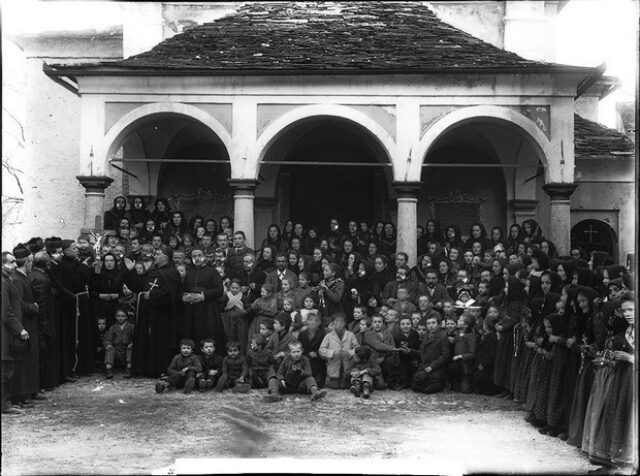 "Golino, 23.12.1900. Ricordo S.S. Missioni"
