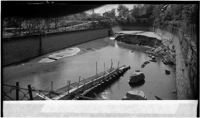 Costruzione della vasca di carico della Centrale idroelettrica di Ponte Brolla