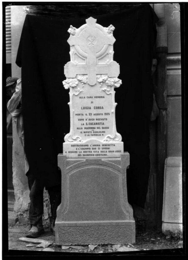 Monumento cimiteriale alla memoria di Luigi Corda
