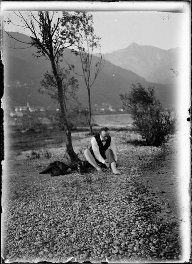 Valentino Monotti alla spiaggia di Locarno