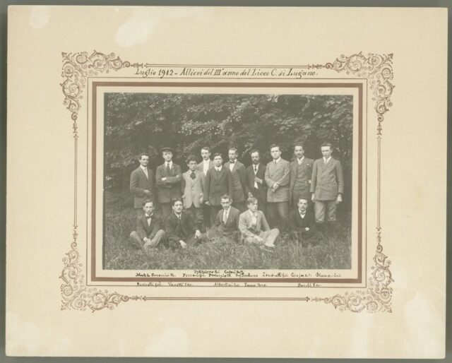 "Luglio 1912 - Allievi del III anno del Liceo C. di Lugano."