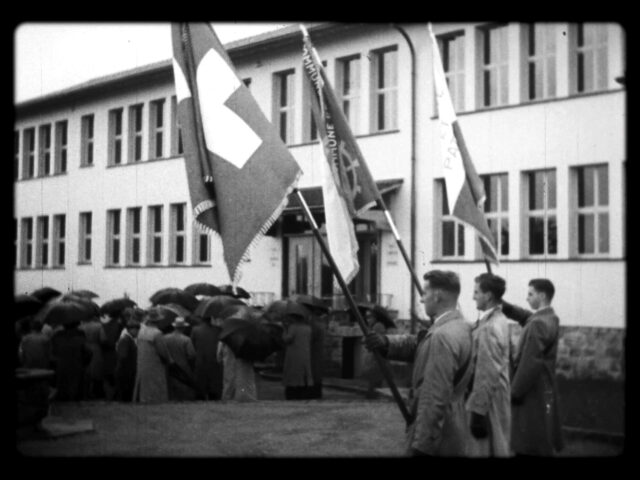 [Inauguration du Collège de Penthalaz] - Cinéac Lausanne - 1952.09.27