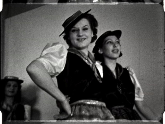 [Diverses revues au Théâtre municipal de Lausanne] - Cinéac Lausanne - 1941