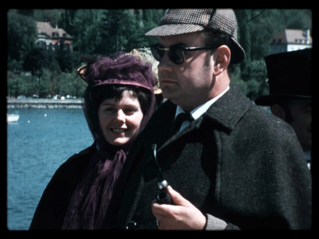 [Sherlock Holmes et sa suite accueillis à Ouchy] - Cinéac Lausanne - 1968