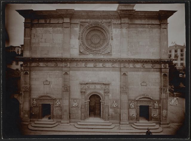 Facciata della Cattedrale di San Lorenzo
