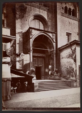 Dettaglio della facciata settentrionale del Duomo di Cremona