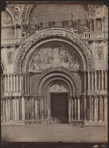 Dettaglio della facciata della Basilica di San Marco