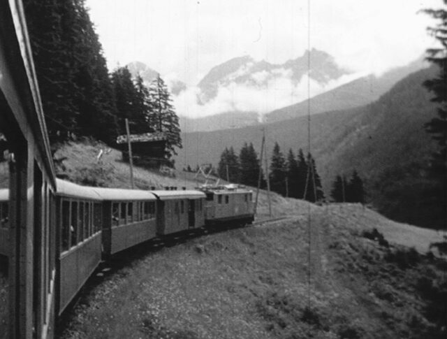 Elettrificazione della linea ferroviaria che, varcando la Furka e l'Oberalp (0103-1)