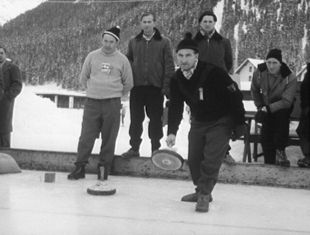 Curling bavarese (0804-4)