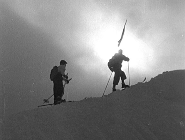 Pontrésina : Le camp de ski de la jeunesse (0025-5)
