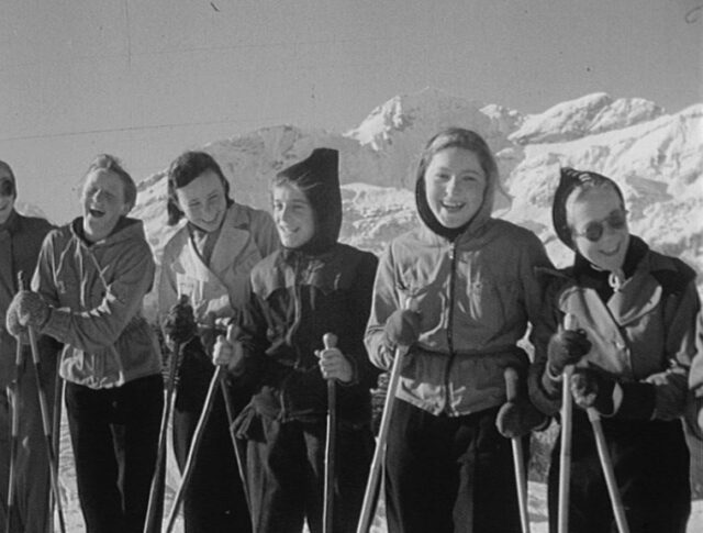 Les camps de ski de la jeunesse 1942 (0078-3)