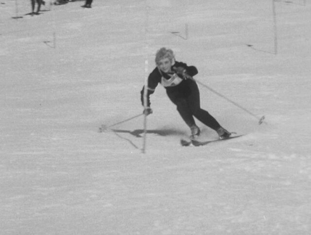 Concours int. de ski féminin à Grindelwald (0754-3)