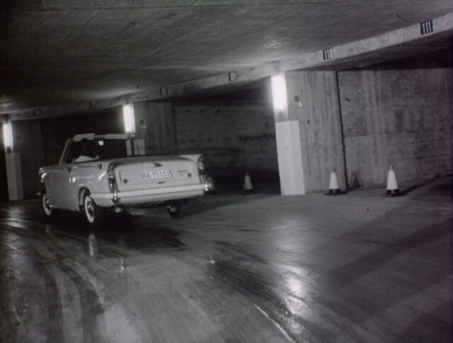 Enfin un grand garage ! (1085-2)