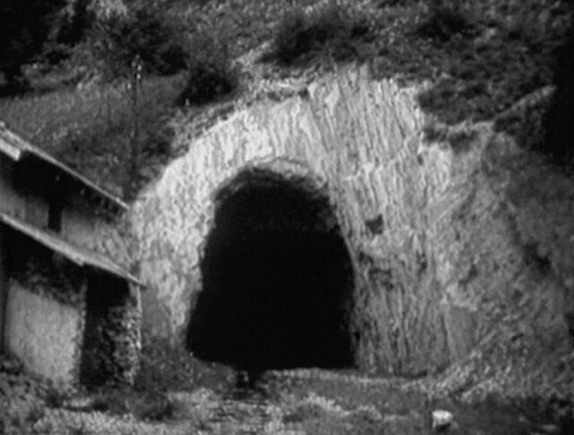 Für den Montblanc-Tunnel (0438-2)