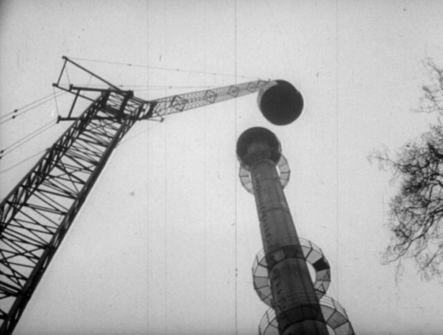 Der Expo-Aussichtsturm (1103-1)