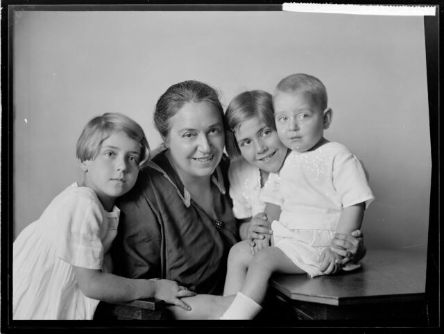 Porträt Familie Schätti, vier Personen