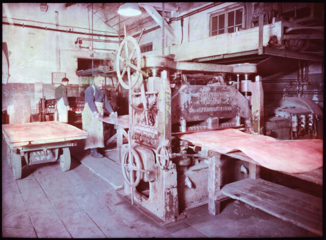 Thun -- Metallwerke Selve; Industrie; Interieur; Arbeiter