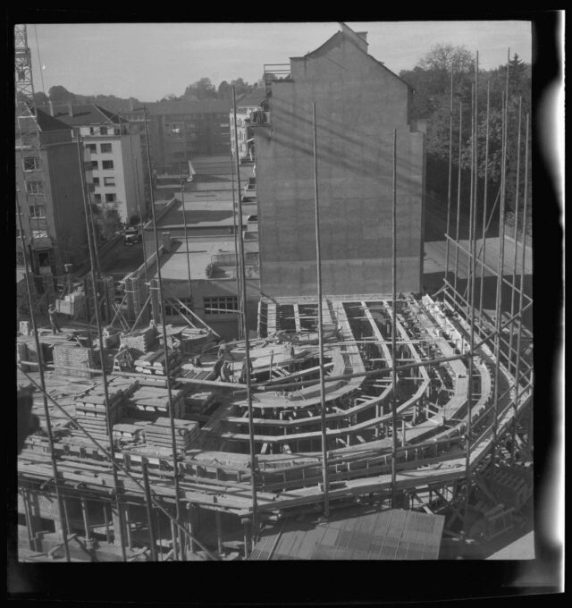 Bau des Eckgebäudes Effingerstrasse / Belpstrasse