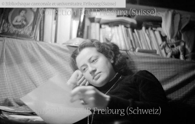 Fribourg: la lettre, portrait de femme