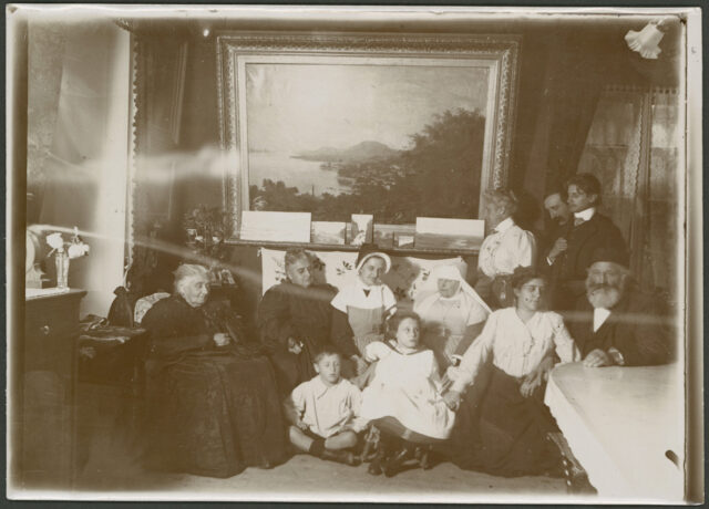 Famille de William Ritter avec Janko Cadra dans la maison de Monruz