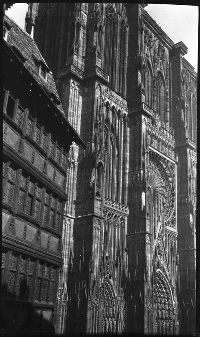 Facade de cathédrale à Prague