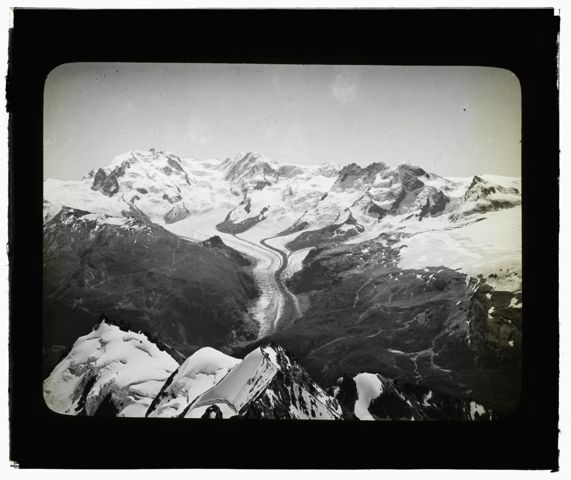 Ausblick über einen Gletscher