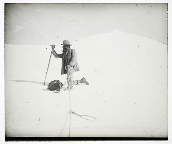 Ein einzelner Bergsteiger