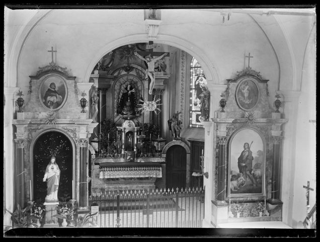 Altarraum einer Kirche oder Kapelle