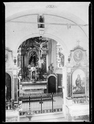 Altarraum einer Kirche oder Kapelle