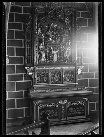 Ein Altar in der Kirche St. Michael in Zug.