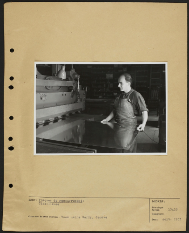 Genève, avenue de la Jonction : cisailleuse de l'usine Gardy