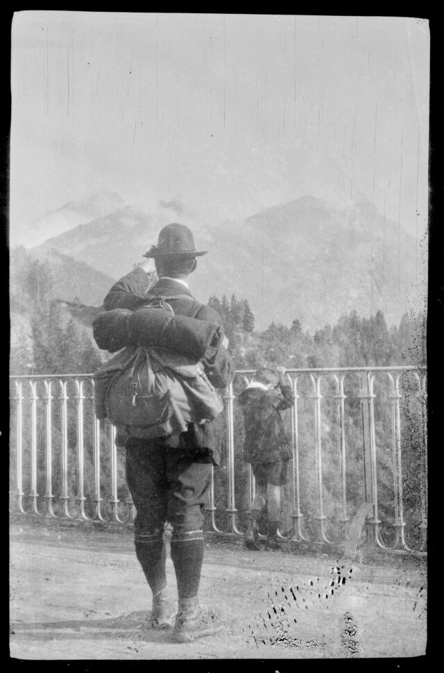 Portrait d'un homme et d'un petit garçon