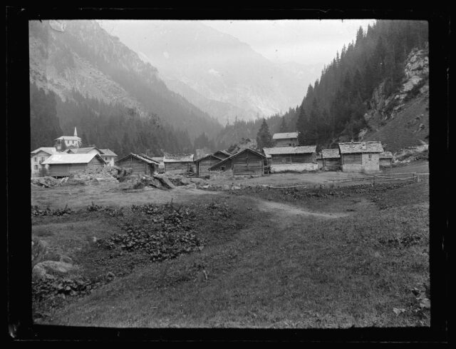 Vue d'un village de montagne