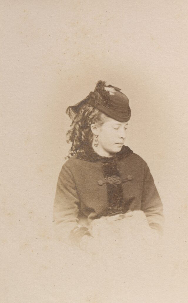 Porträt einer Frau mit Hut, 1860er Jahre