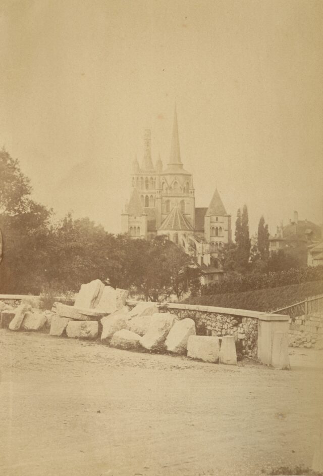 Die Kathedrale von der Ancienne douane gesehen, Lausanne, 1860er Jahre