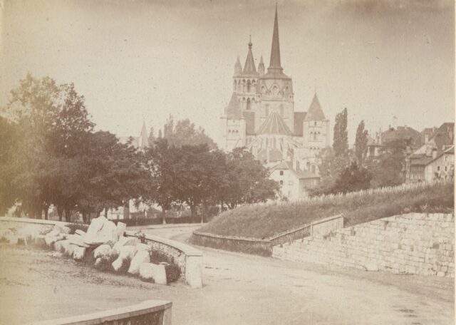 Kathedrale von der Caroline aus gesehen, Lausanne, 1860er Jahre