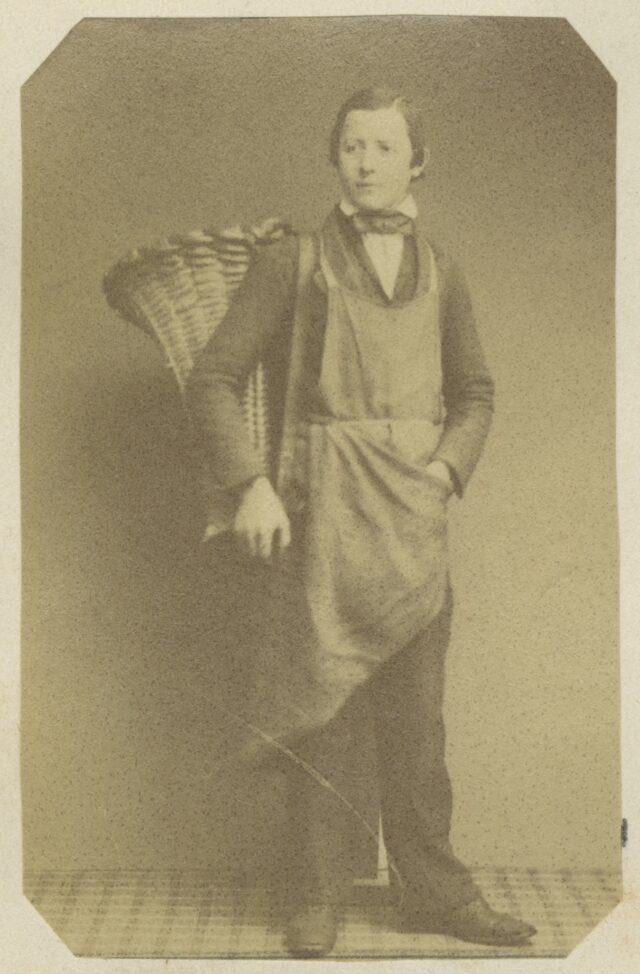 Junger Mann mit Kiepe, um 1860
