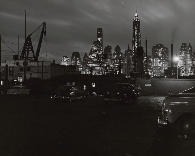 Skyline von Manhattan bei Nacht, New York, 1953