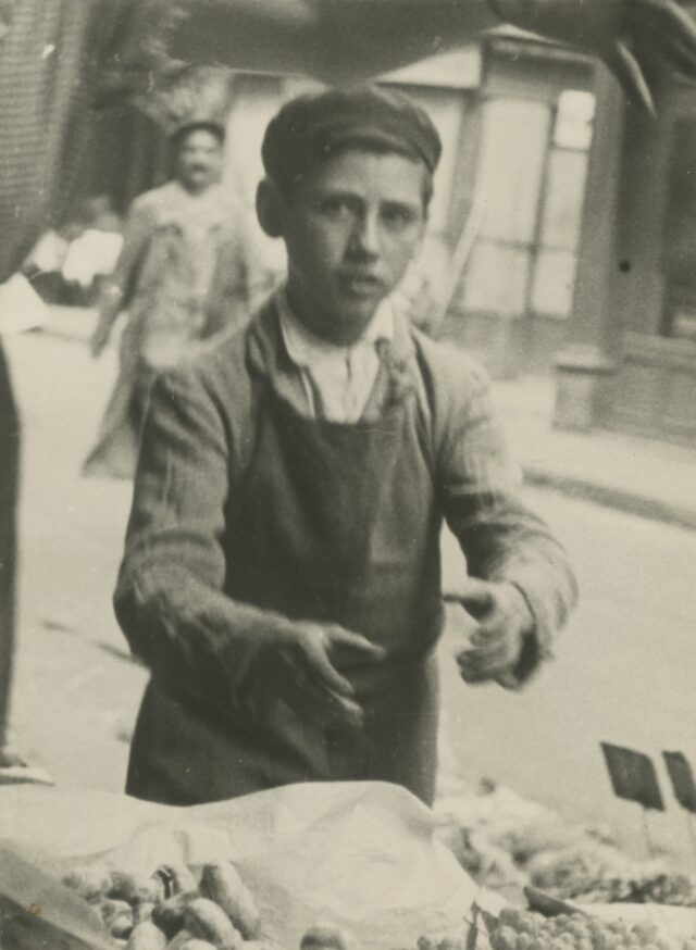Marktverkäufer, Paris, 1936