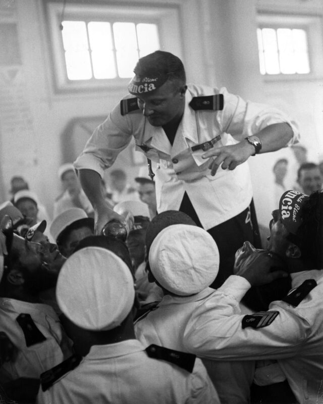 Fremdenlegionäre feiern das Fête de Camerone, Sebah, Lybien, 1952
