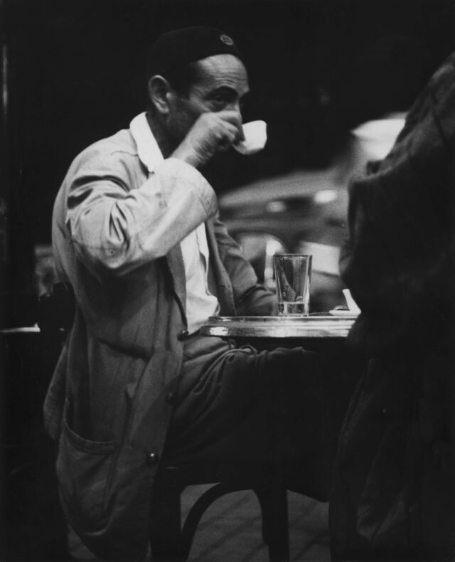 In einem Café, Tunesien, Ende 1950er Jahre
