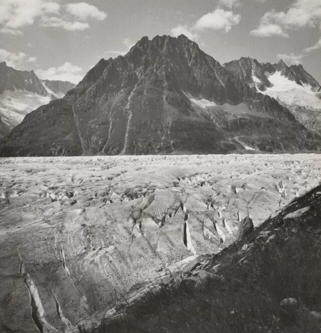 Aletschgletscher mit Olmenhorn, um 1941