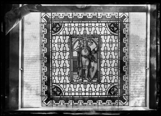 Fensterscheibe mit Rudolf von Habsburg, Villa Frey in der Telli