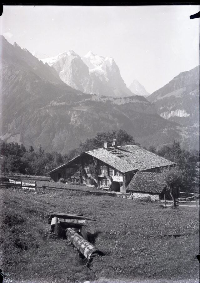 Sagen, Reuti, Hasliberg, Hütte, Sicht auf Well- und Wetterhorn