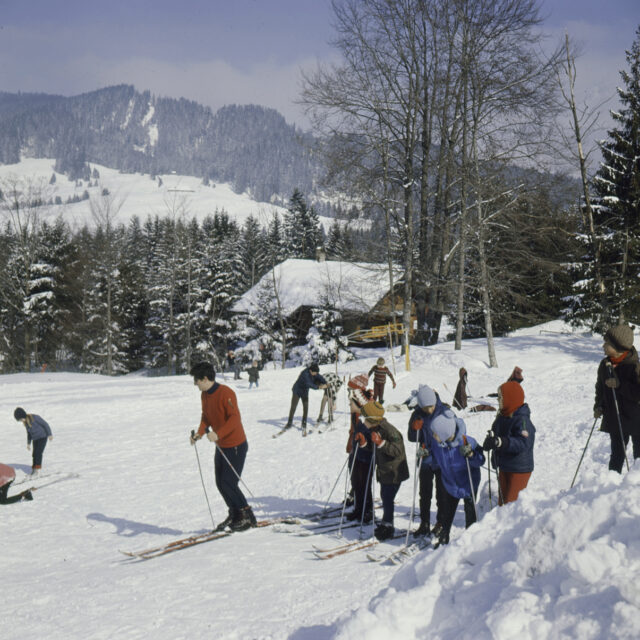 Chatel-Saint-Denis, Gruppe von Skifahrern