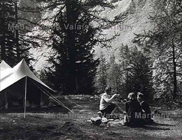 [Camping au Val Ferret]